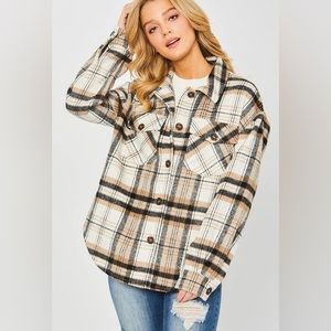 LOVE TREE PLAID BUST POCKET SHACKET